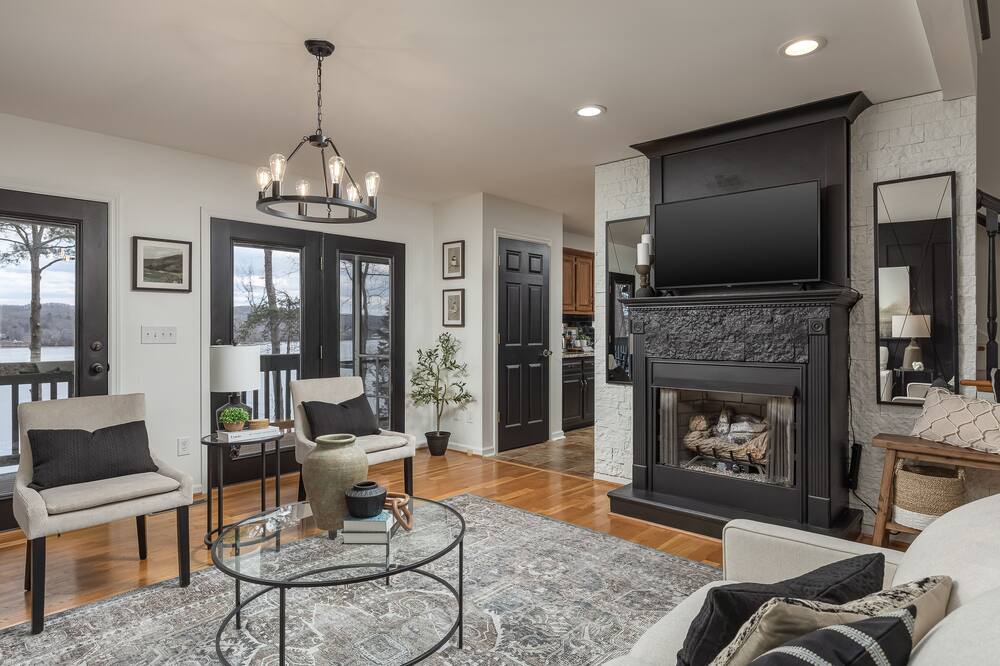 Photo of Livingroom in Chickamauga Lake