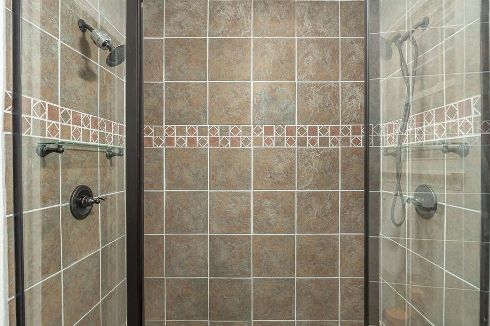 Photo of Bathroom in Chickamauga Lake
