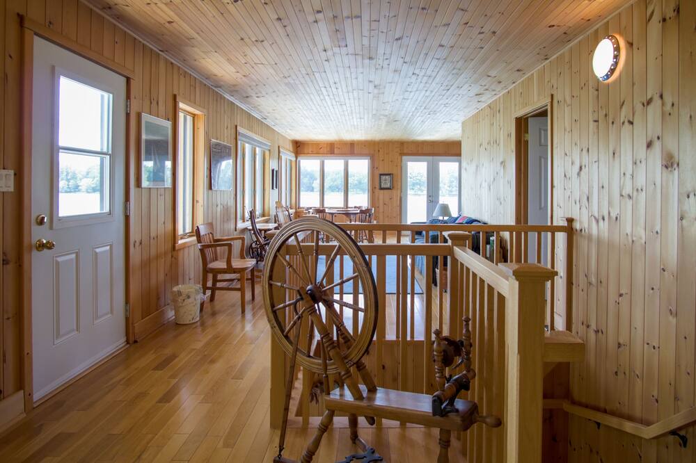 Photo of Others in Howe Island