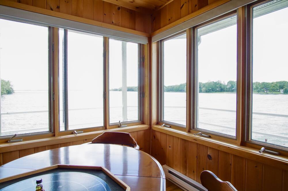 Photo of Others in Howe Island
