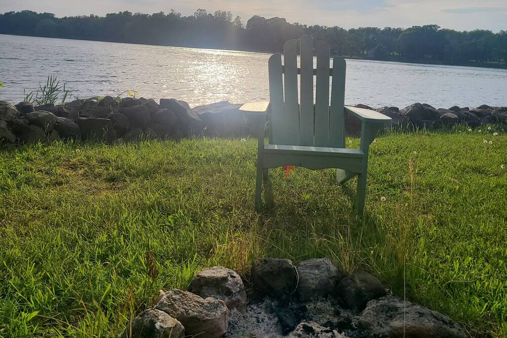 Photo of Outdoor in Howe Island