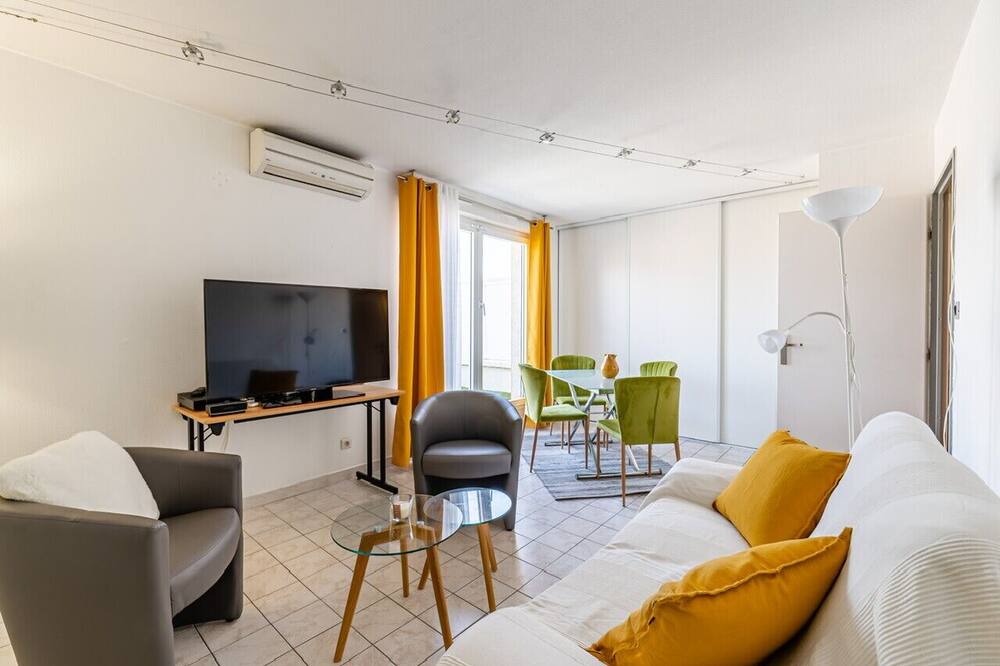 Photo of Livingroom in Aubagne