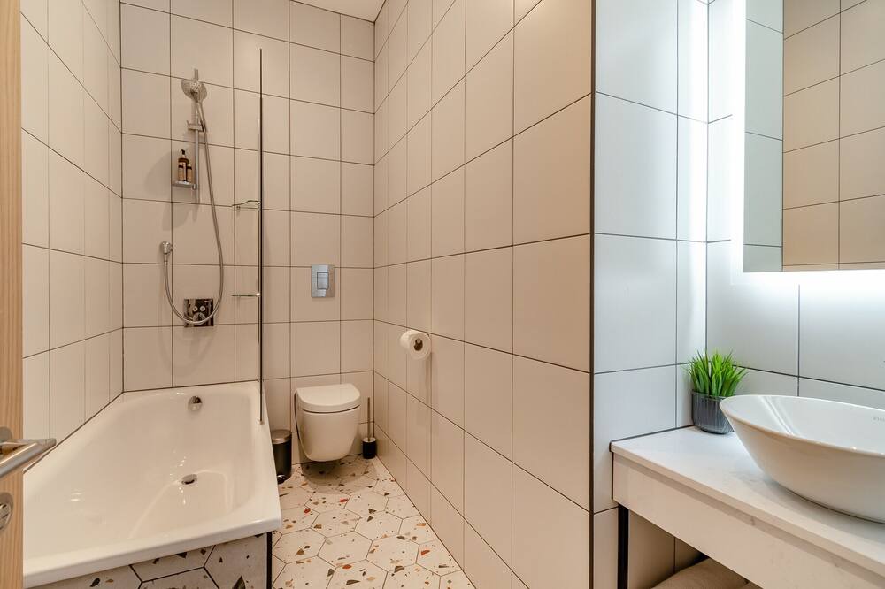 Photo of Bathroom in Middleton One Row