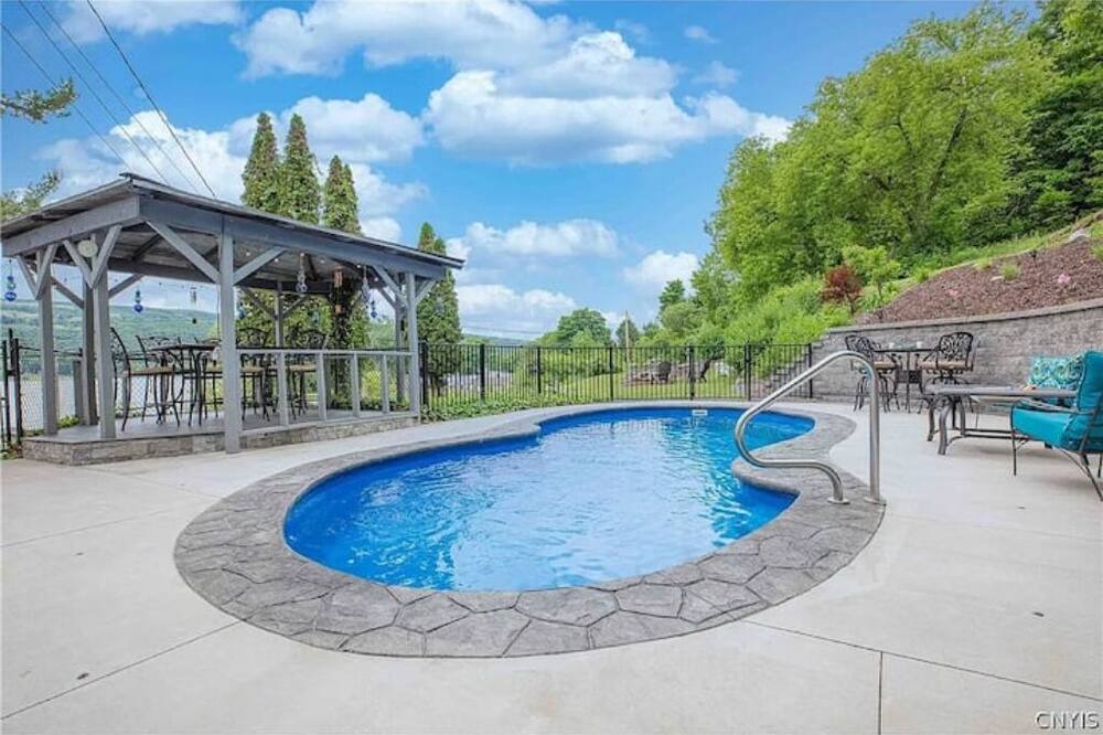 Photo of Outdoor in Marietta