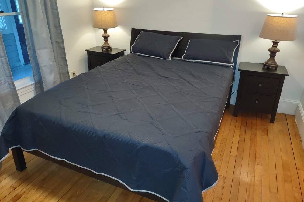 Photo of Bedroom in South Eliot