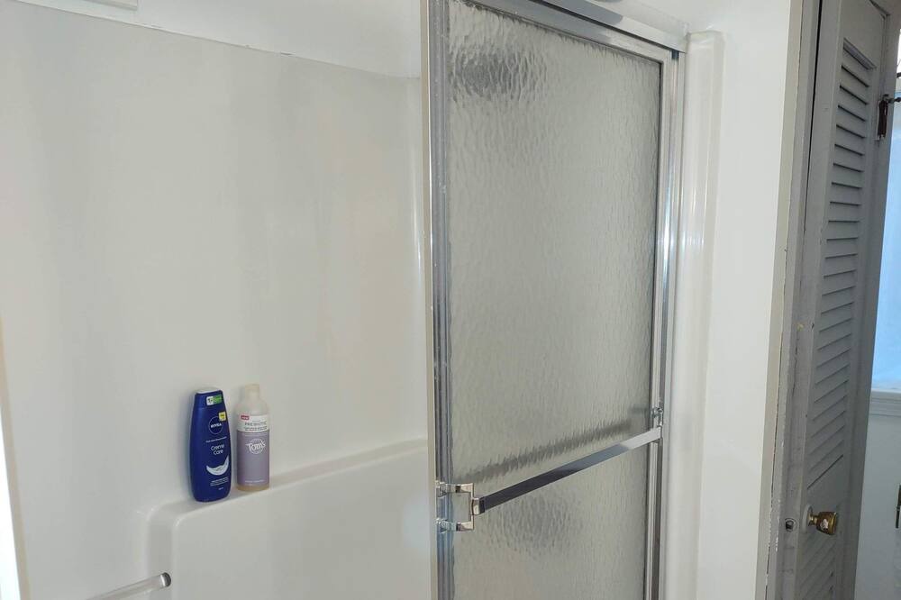 Photo of Others in South Eliot