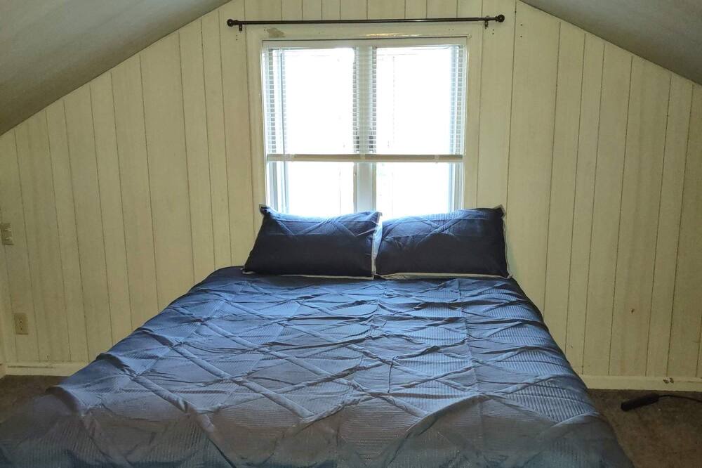 Photo of Others in South Eliot