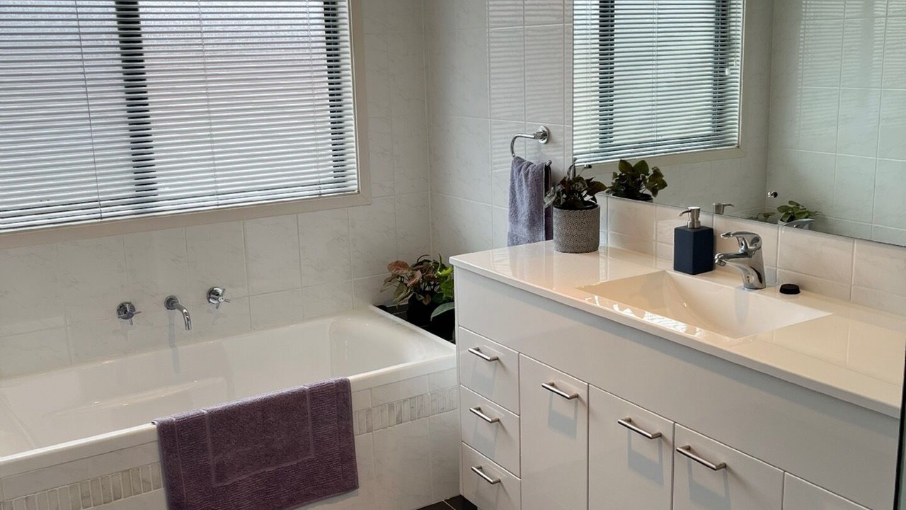 Photo of Others in Tascott