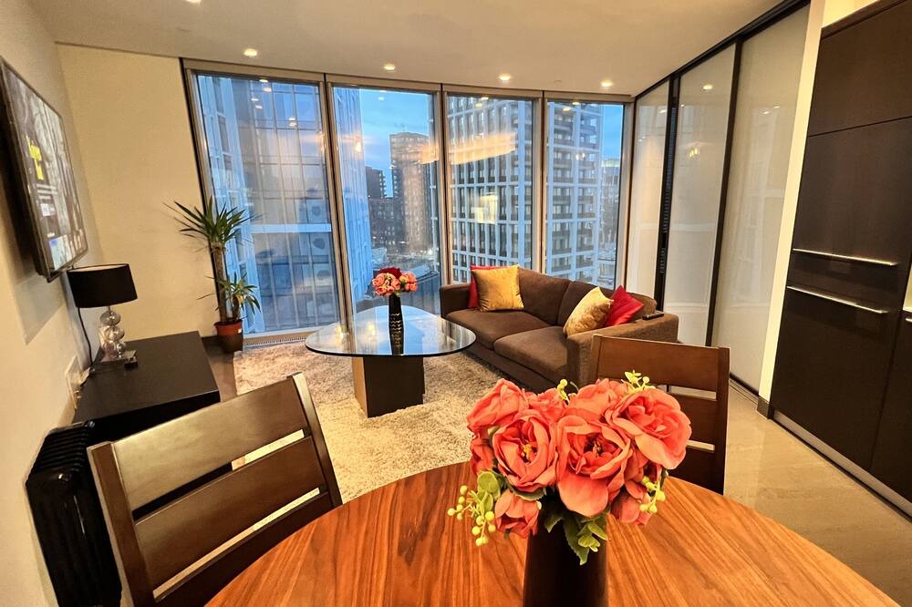 Photo of Others in Vincent Square