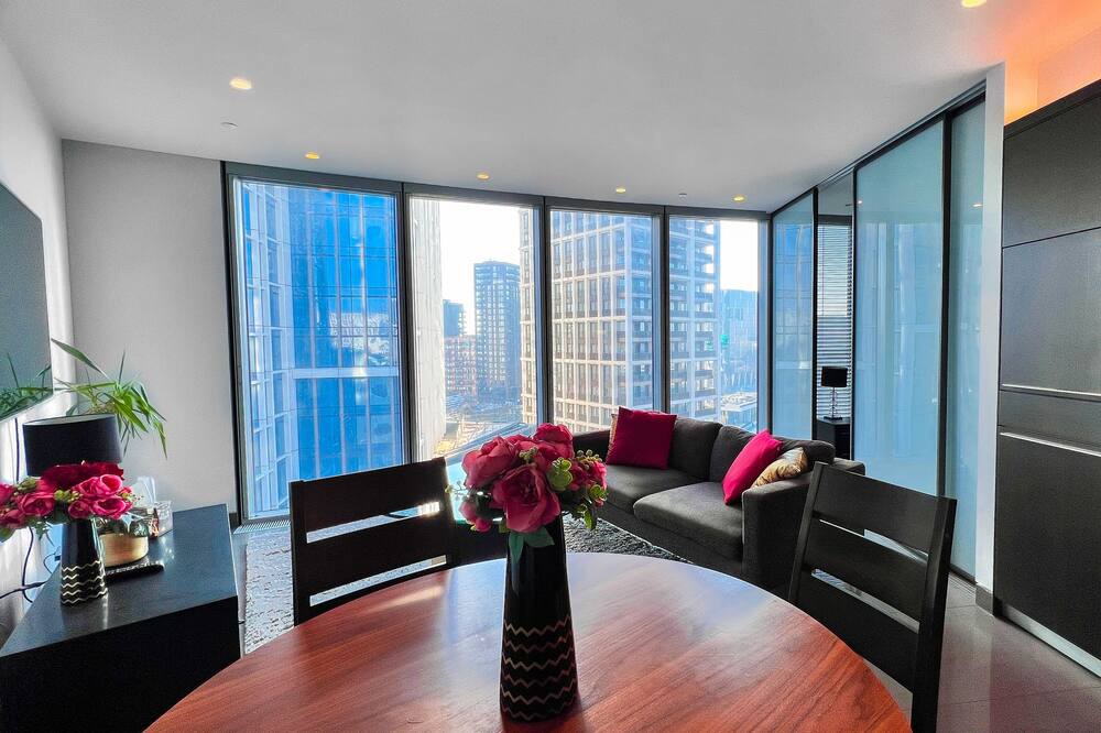 Photo of Others in Vincent Square