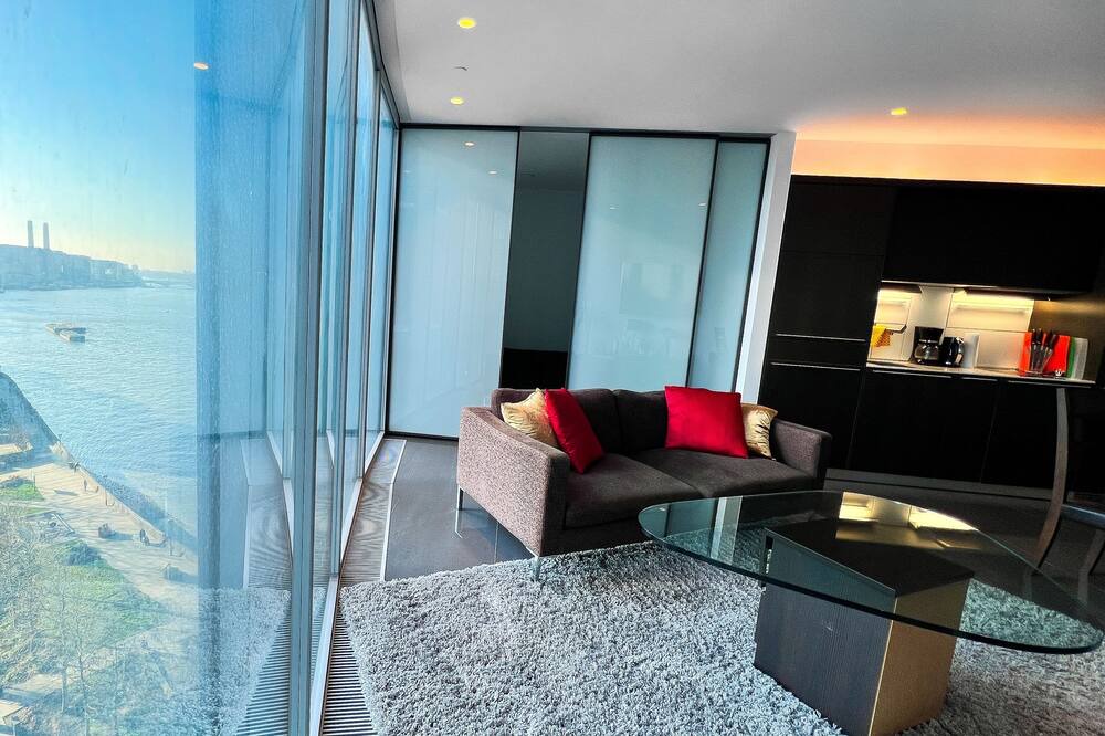 Photo of Others in Vincent Square