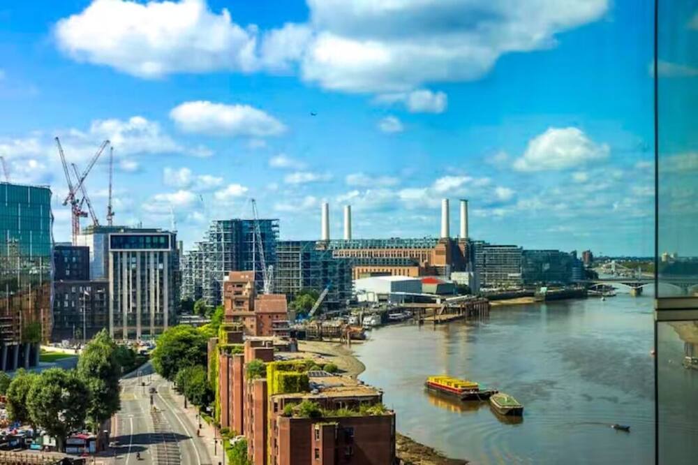 Photo of Others in Vincent Square