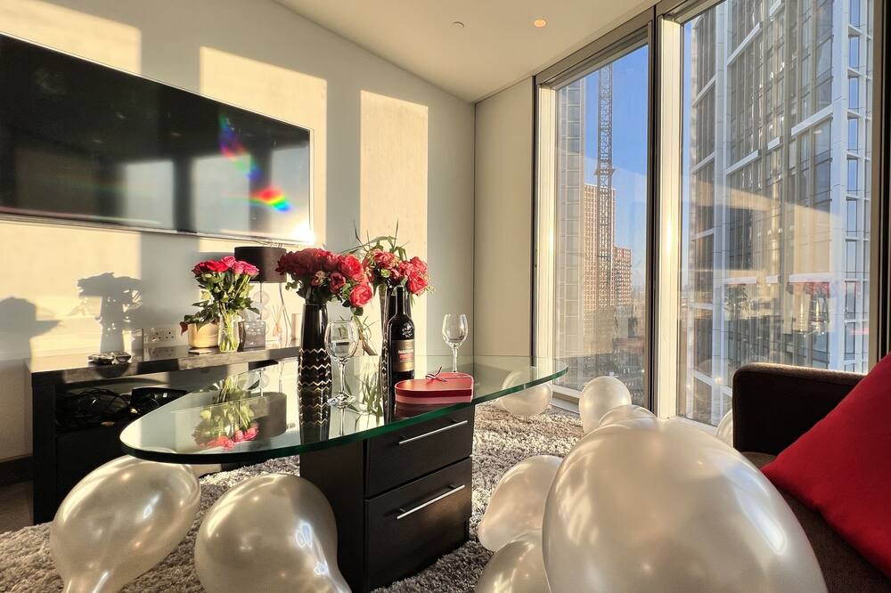 Photo of Others in Vincent Square