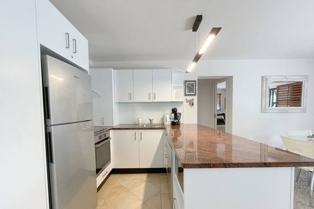 Photo of Others in Onetangi