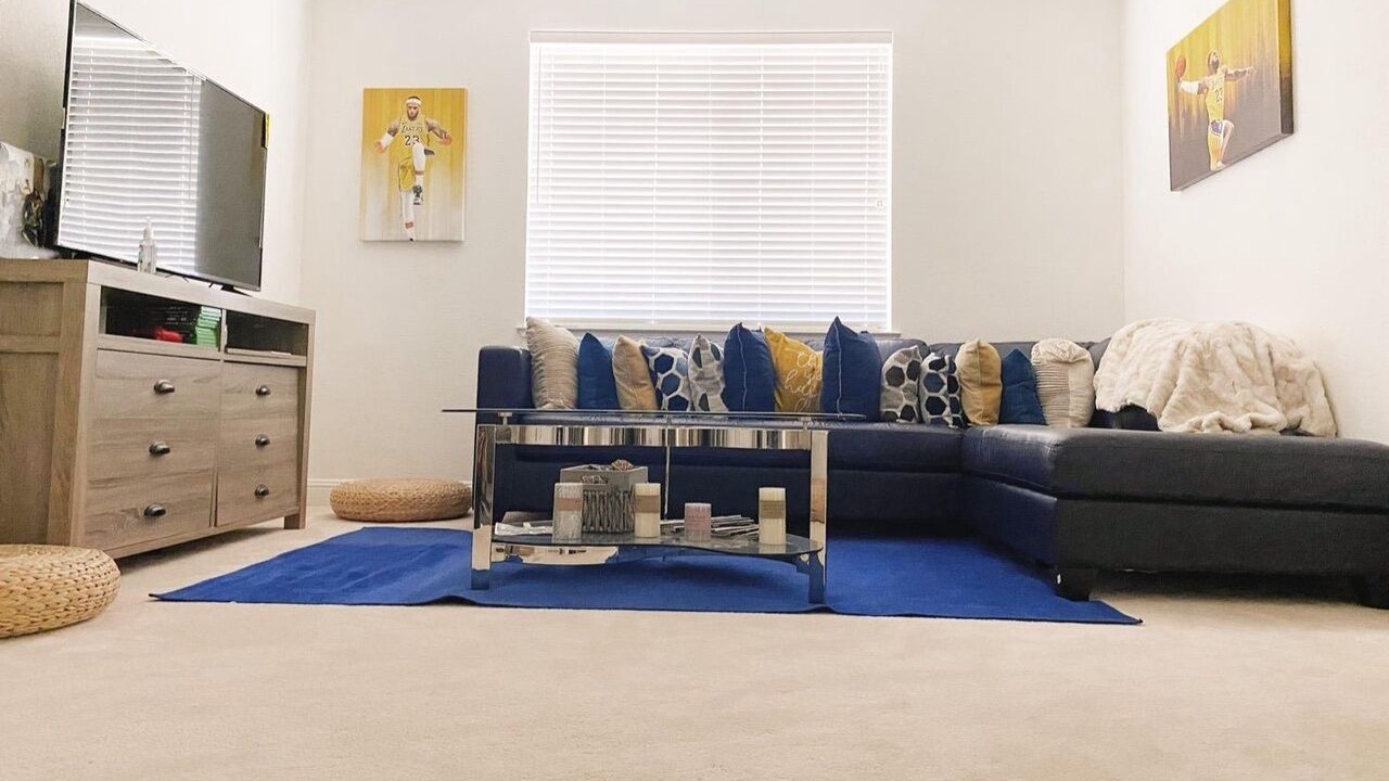 Photo of Livingroom in Pittsburg