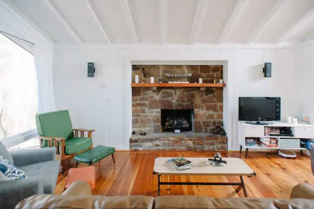 Photo of Livingroom in West Augusta