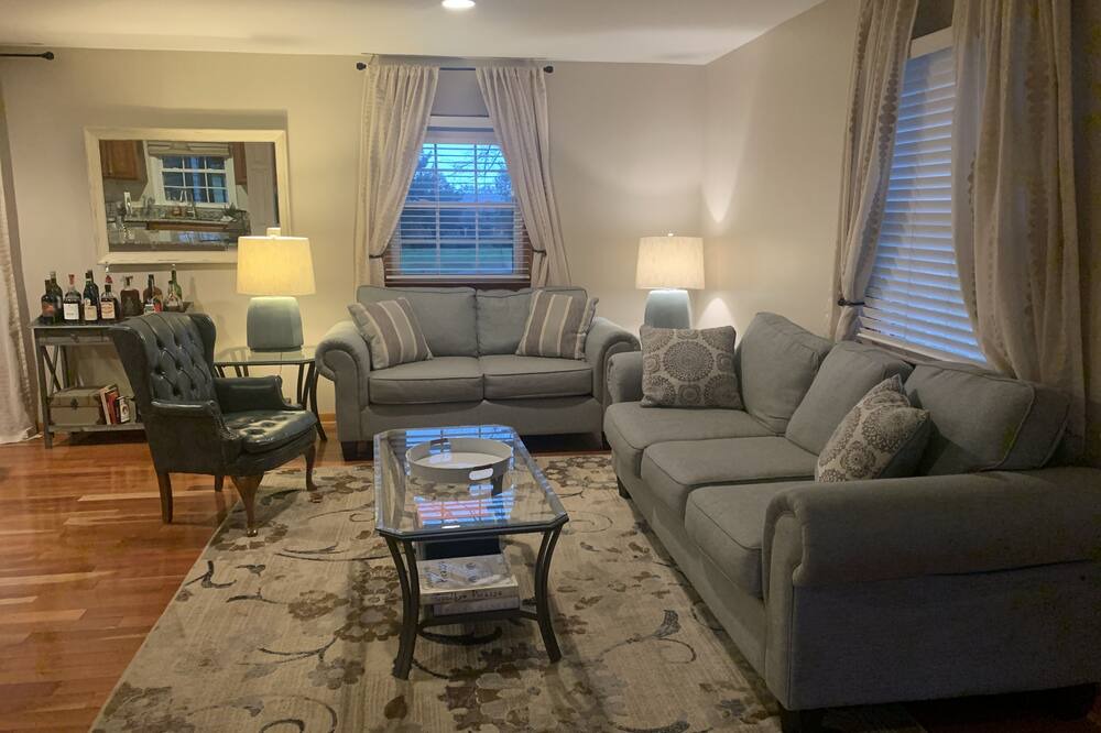 Photo of Livingroom in Arrington