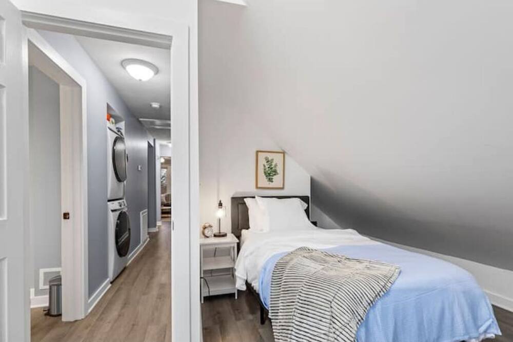 Photo of Bedroom in Syracuse