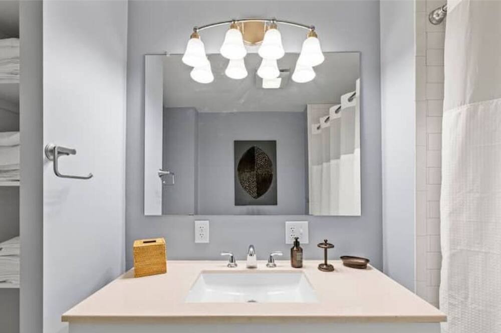 Photo of Bathroom in Syracuse