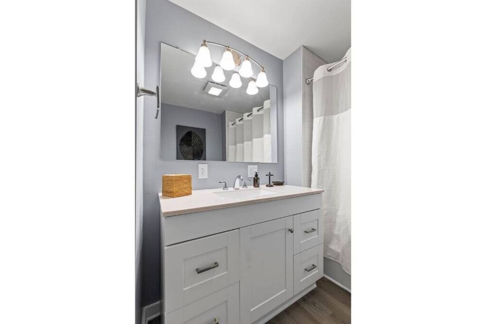 Photo of Bathroom in Syracuse
