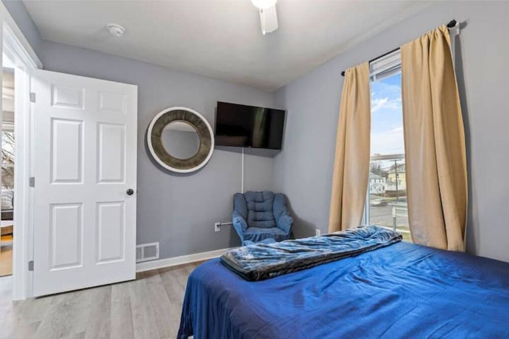Photo of Bedroom in Syracuse