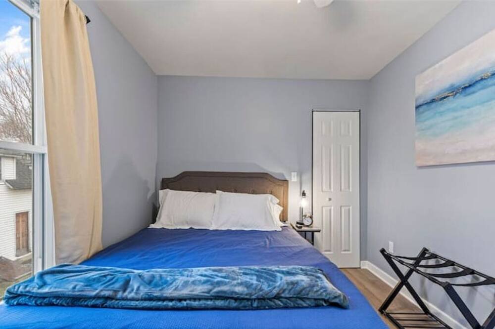 Photo of Bedroom in Syracuse