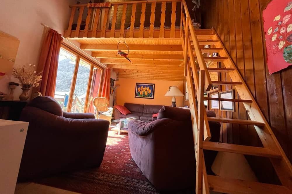 Photo of Livingroom in La Salette-Fallavaux