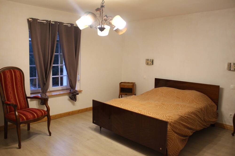 Photo of Bedroom in Doulaincourt-Saucourt