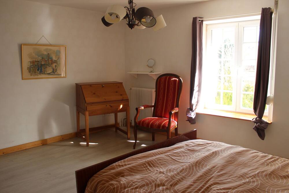 Photo of Bedroom in Doulaincourt-Saucourt