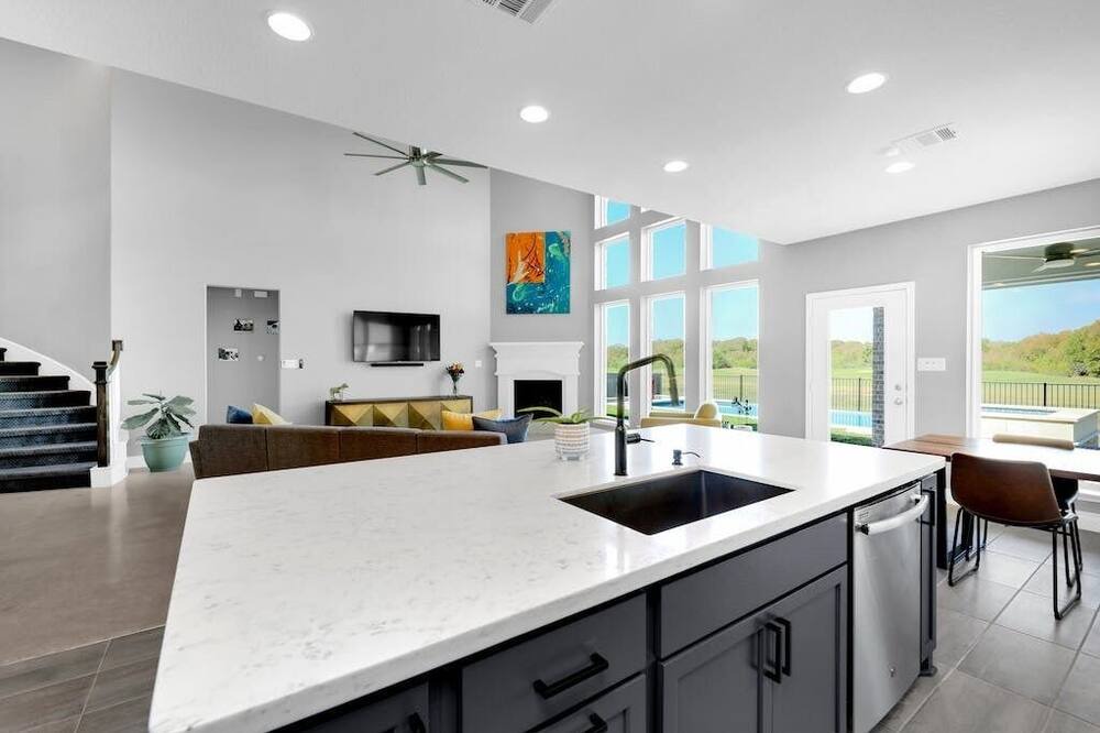 Photo of Kitchen in Shadow Glen