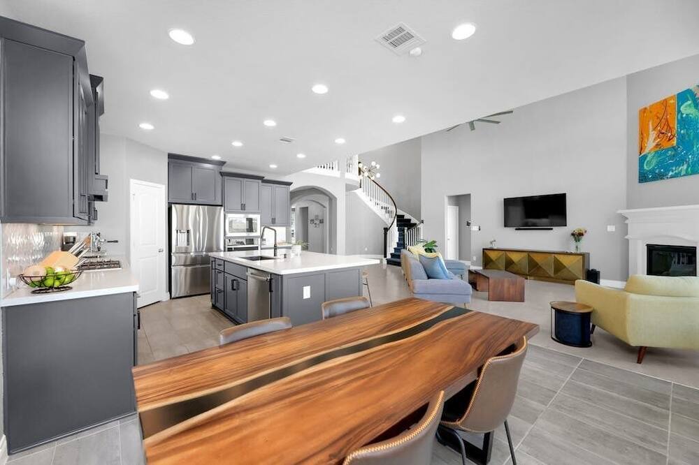 Photo of Kitchen in Shadow Glen