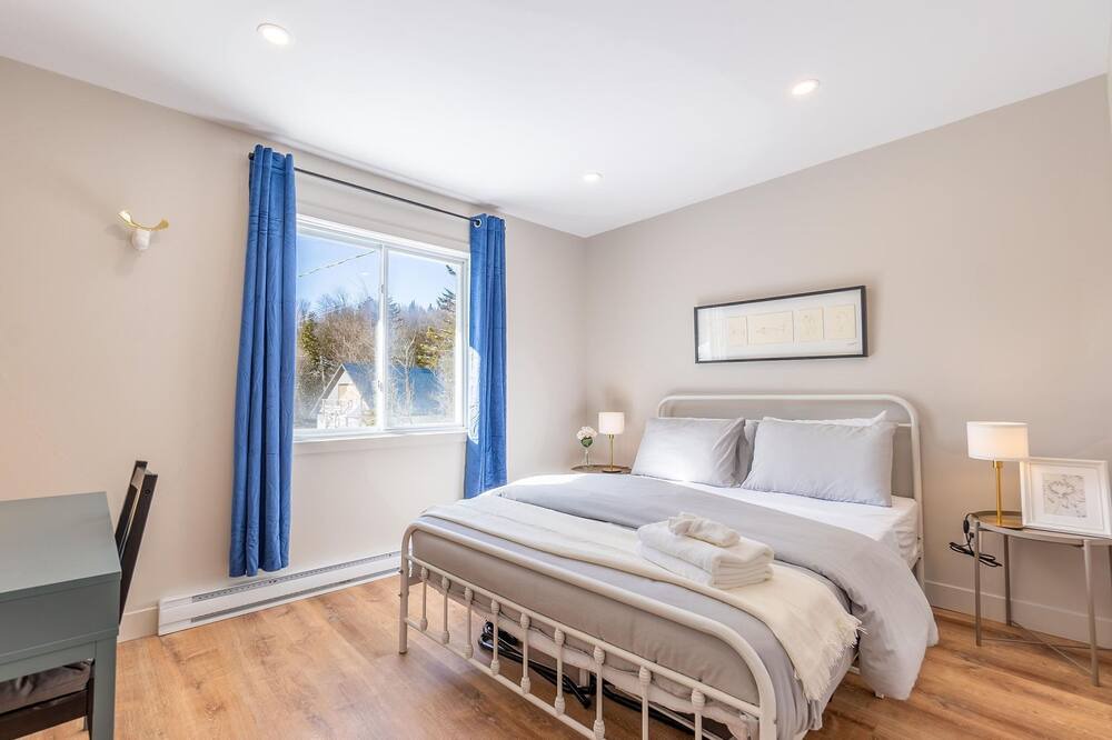 Photo of Bedroom in Morin Heights