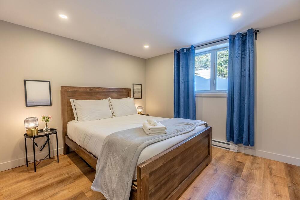 Photo of Bedroom in Morin Heights
