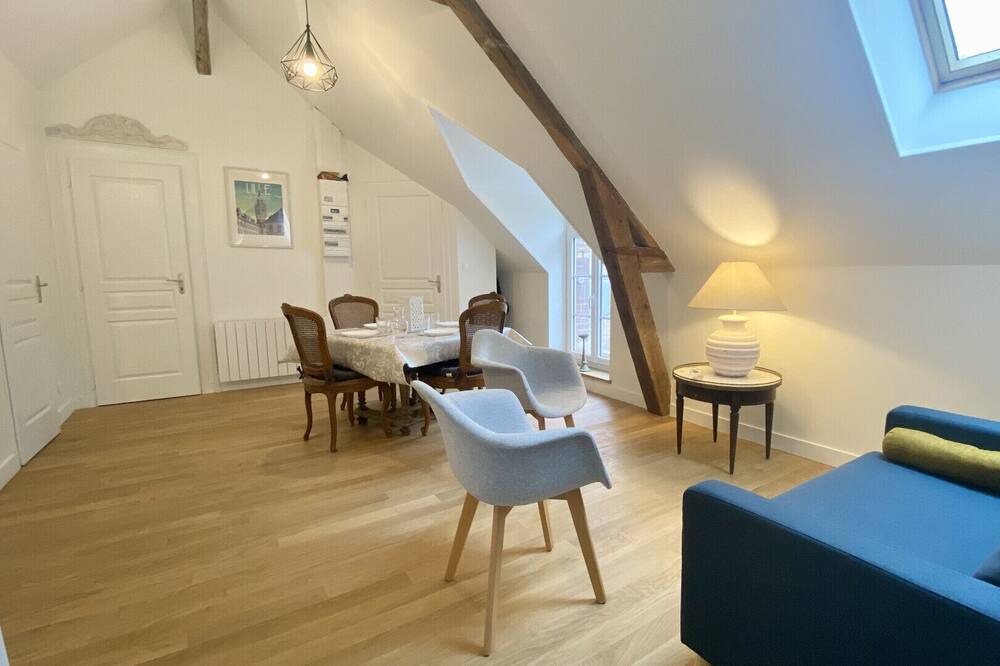 Photo of Livingroom in Cambron