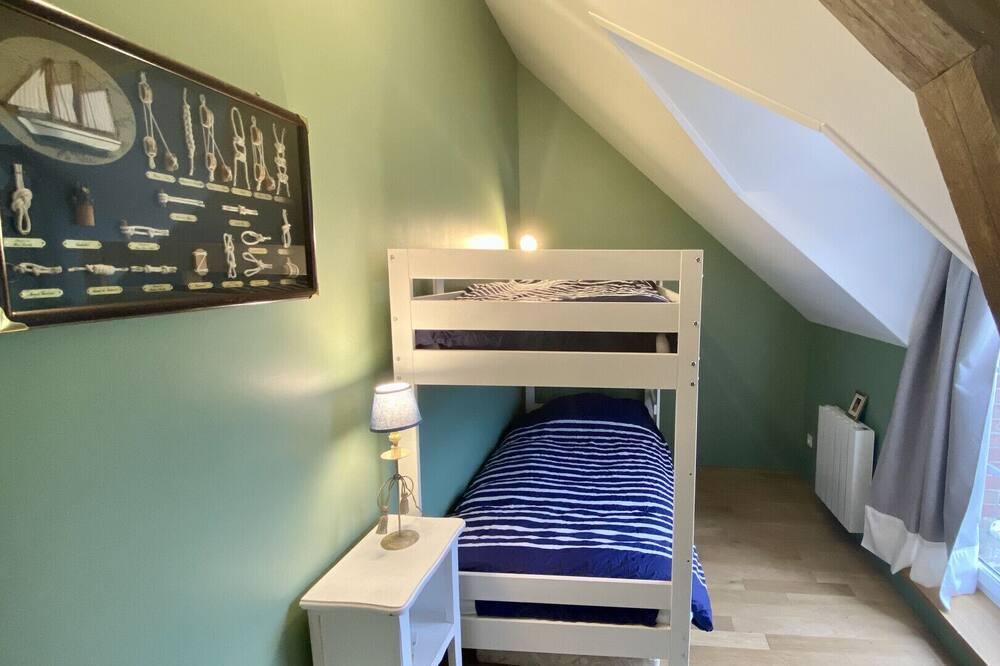 Photo of Bedroom in Cambron