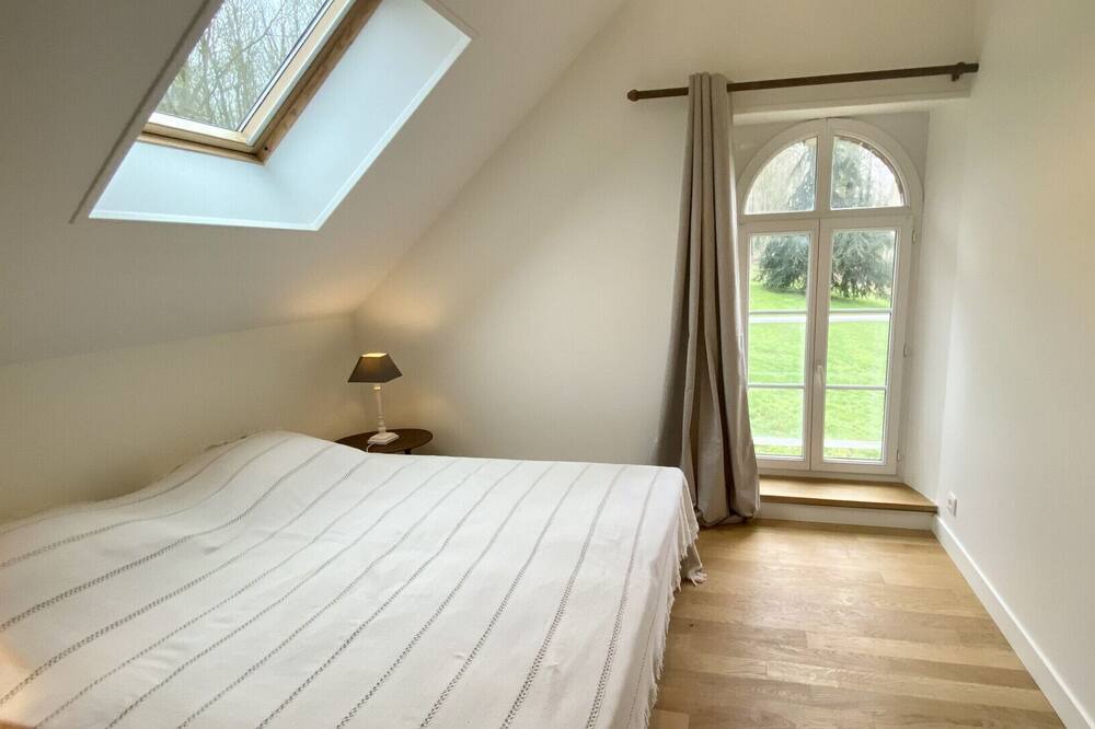 Photo of Bedroom in Cambron