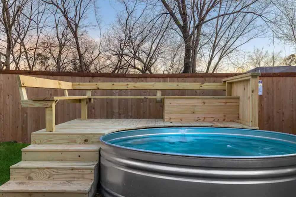 Photo of Outdoor in West Dallas