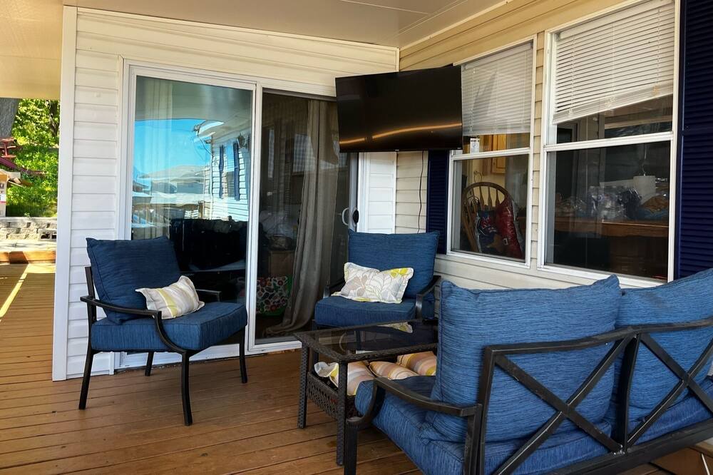 Photo of Patio Balcony in Sherkston