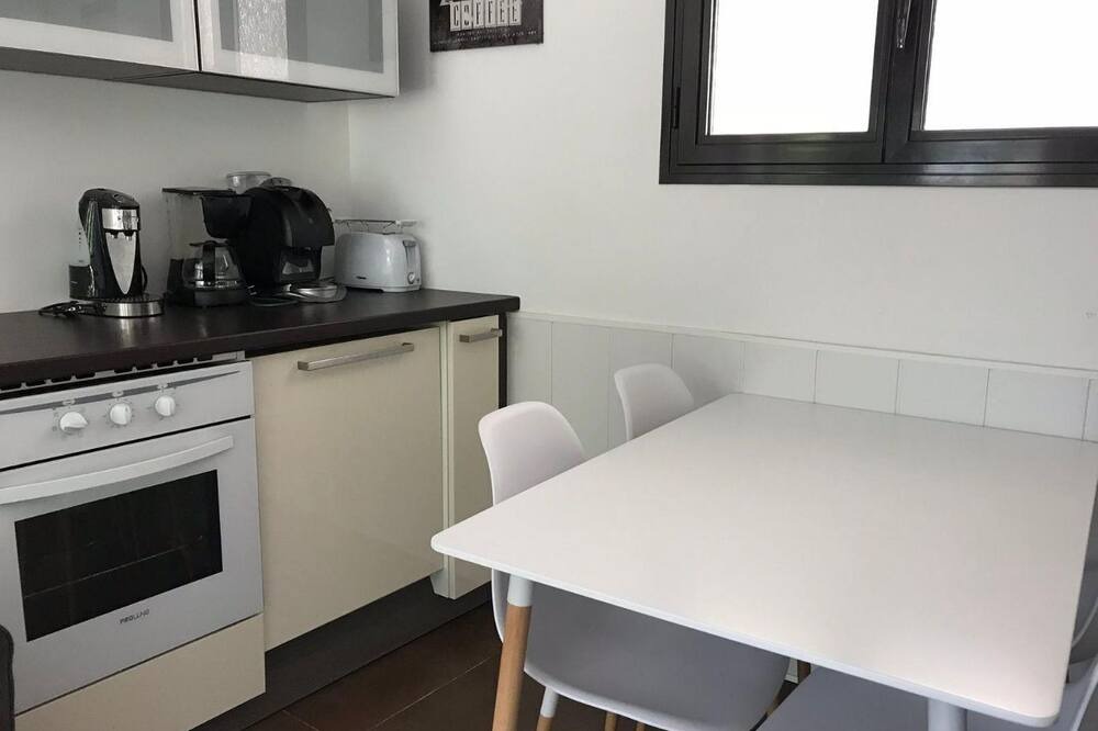 Photo of Kitchen in Peret