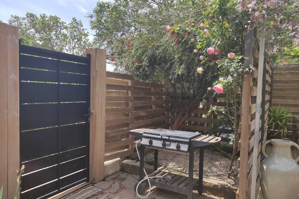 Photo of Outdoor in Peret