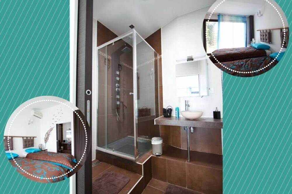 Photo of Bathroom in Peret