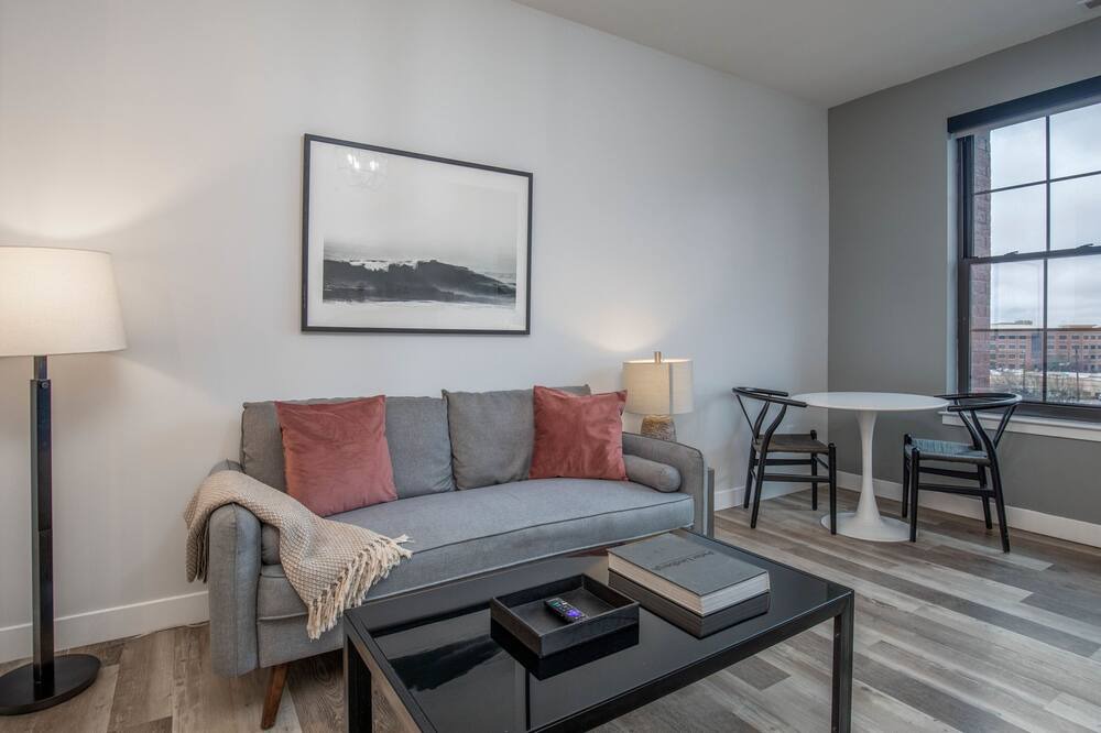 Photo of Livingroom in Soulard