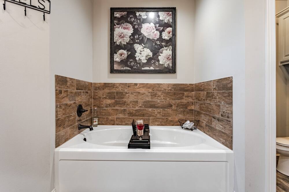 Photo of Bathroom in Golinda