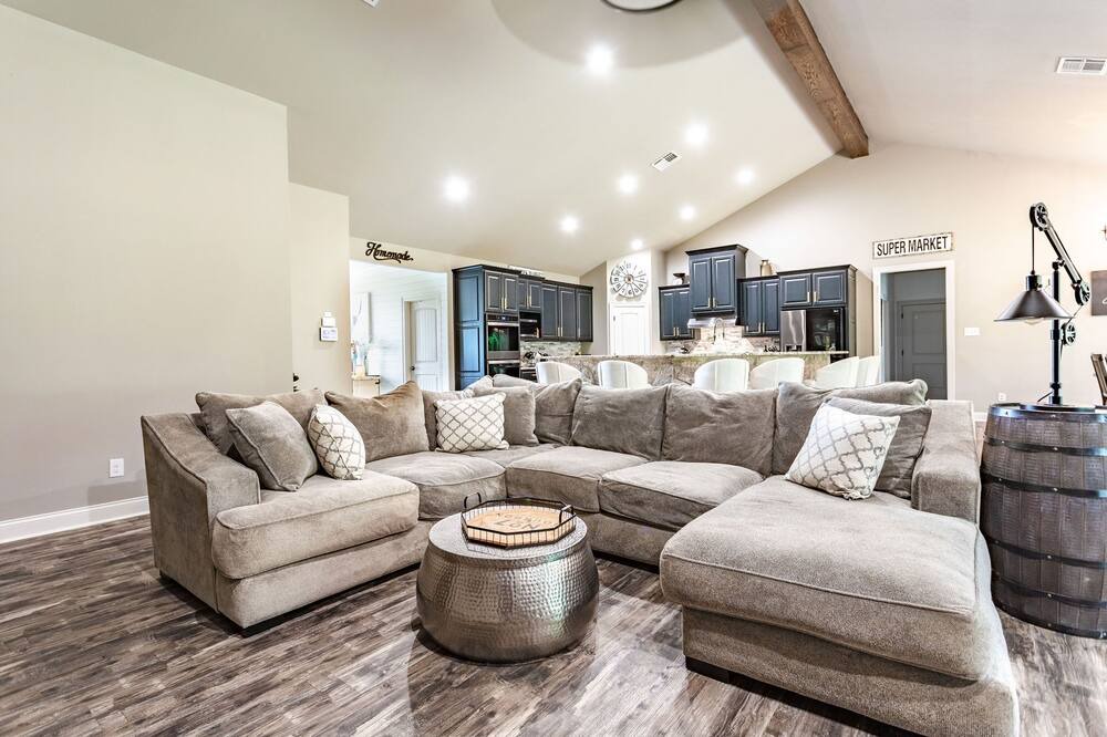 Photo of Livingroom in Golinda