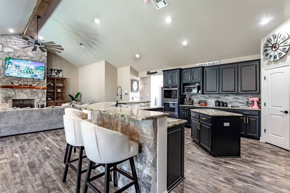 Photo of Kitchen in Golinda