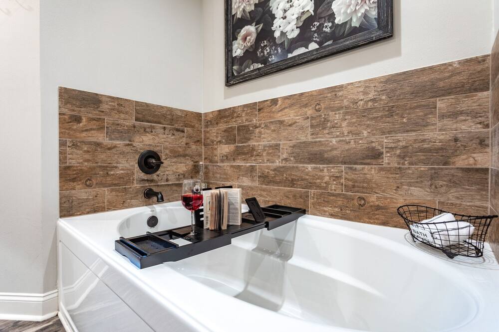 Photo of Bathroom in Golinda