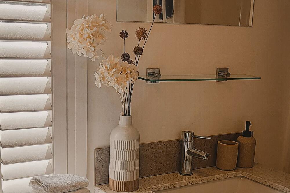 Photo of Others in Eltham