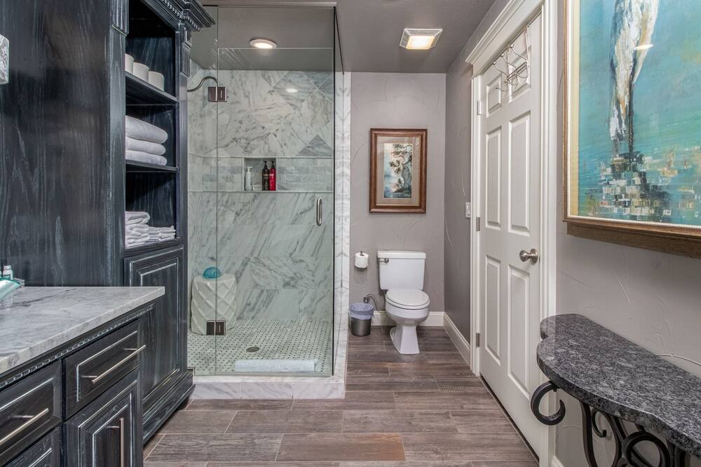 Photo of Bathroom in Gordonville