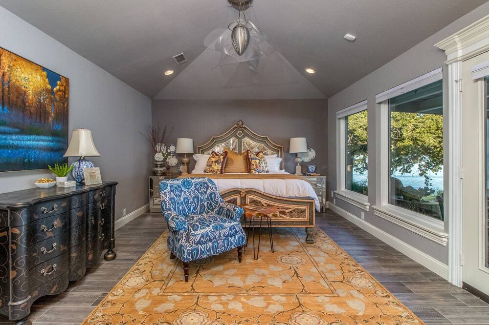 Photo of Bedroom in Gordonville