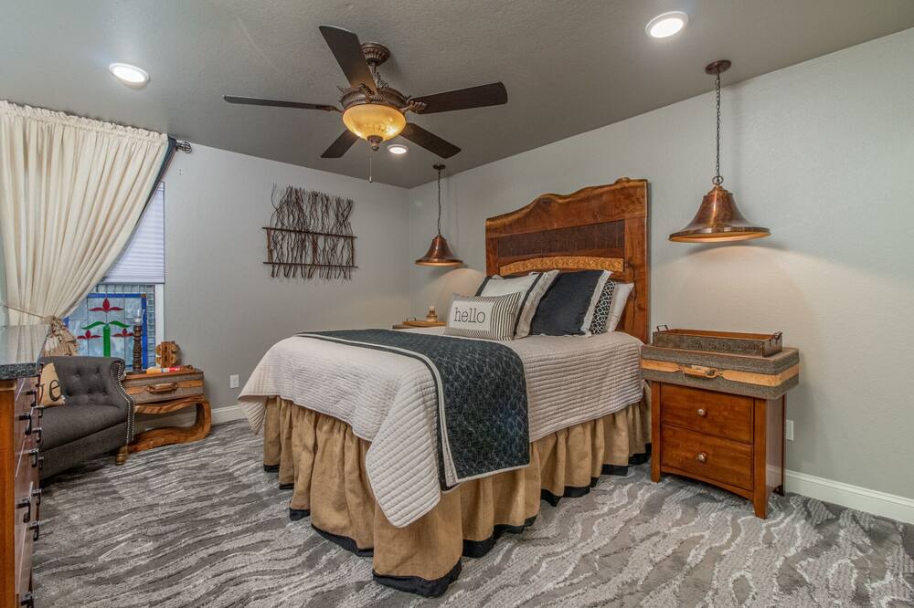 Photo of Bedroom in Gordonville
